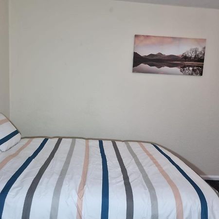 Nice Residential Within Easy Reach Of Town Manchester Kültér fotó