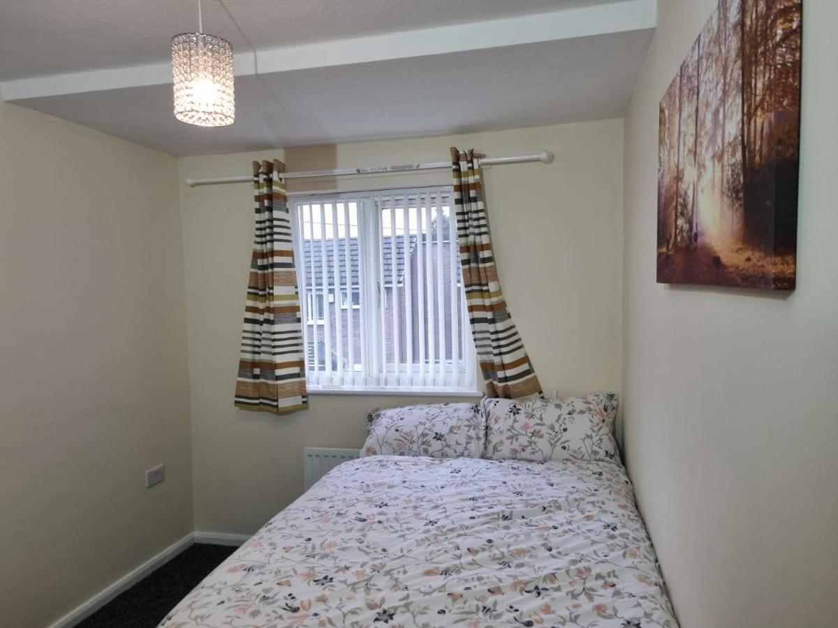 Nice Residential Within Easy Reach Of Town Manchester Kültér fotó