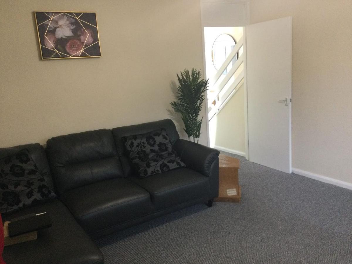 Nice Residential Within Easy Reach Of Town Manchester Kültér fotó